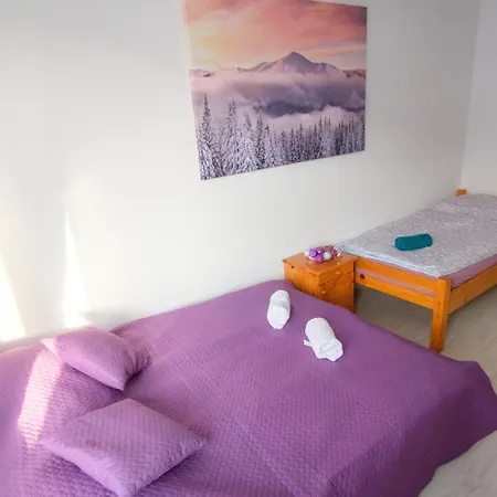 Zarra Aparthotel 3*
