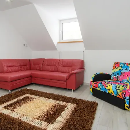 Zarra Aparthotel *