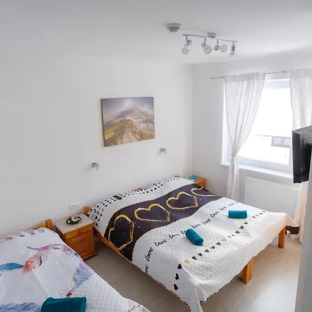 Apartahotel Zarra *