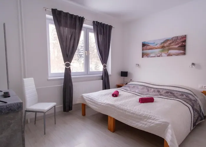 Zarra 아파트호텔