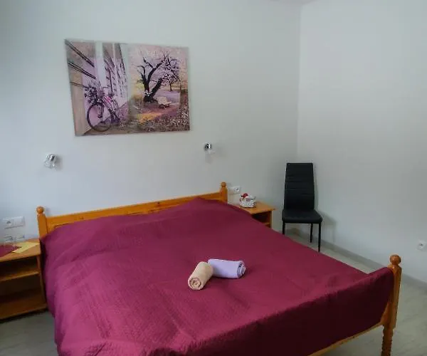 Zarra 아파트호텔 3*